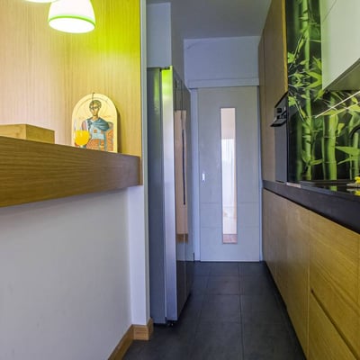 Rental of a spacious 3-room apartment, 126 m², central Belgrade, Serbia